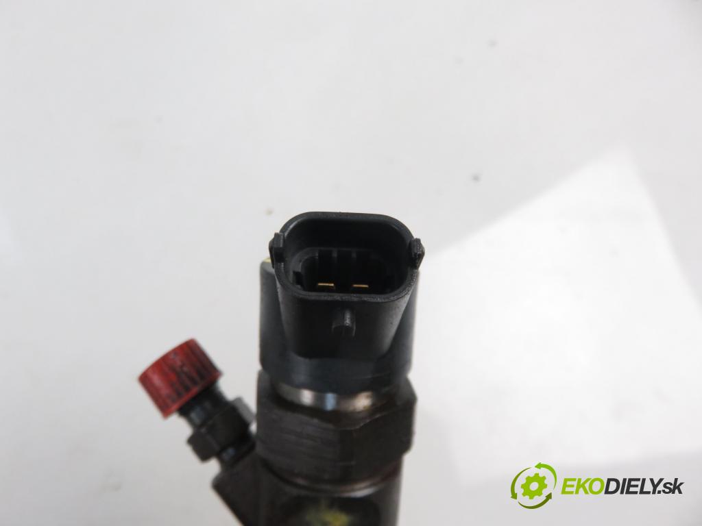 RENAULT SCENIC II (JM0/1_) MINIVAN 2005 1870,00 Wtryskiwacze 1870,00 vstrekovač 8201408742; 0986435080B (Vstrekovače)