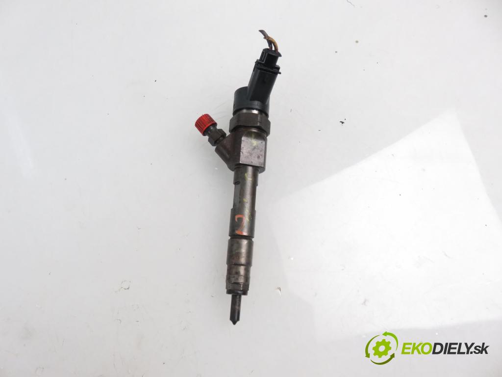 RENAULT SCENIC II (JM0/1_) MINIVAN 2005 1870,00 Wtryskiwacze 1870,00 vstrekovač 8201408742; 0986435080B (Vstrekovače)