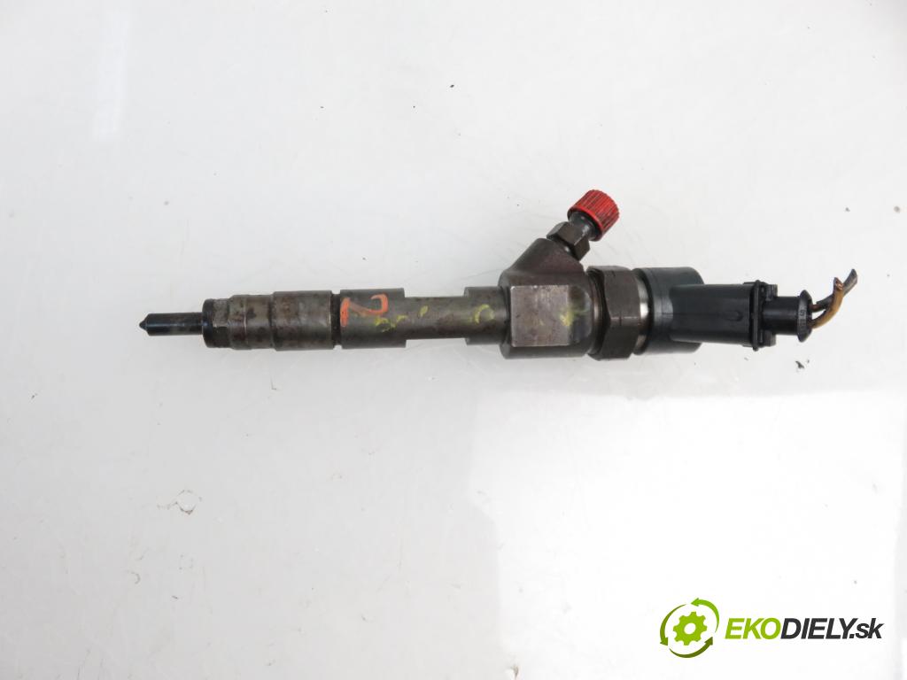 RENAULT SCENIC II (JM0/1_) MINIVAN 2005 1870,00 Wtryskiwacze 1870,00 vstrekovač 8201408742; 0986435080B (Vstrekovače)