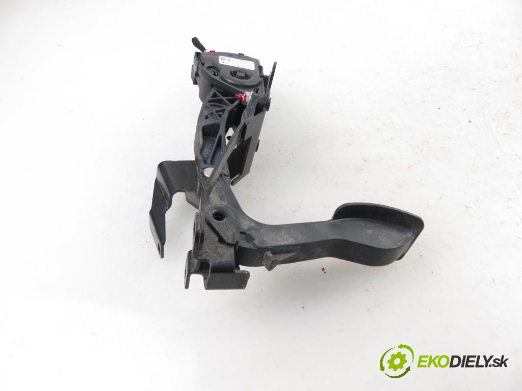 FIAT SCUDO Skrzynia (270_, 272_) FURGON 2008 1997,00 Pozostałe 1997,00 Potenciometer plynového pedálu 6PV00908308 (Pedále)