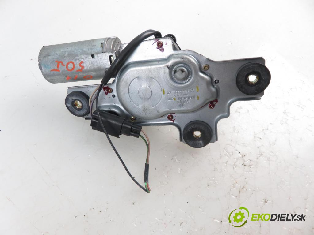FORD FOCUS (DAW, DBW) HB 2000 66,00 1.8 TDDi 90 - C9DC 1753,00 motorek stěrače ZADNÍ: 0390204549 ; YS41A17K441AC