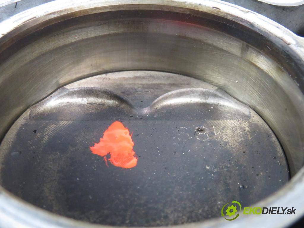 SUZUKI ALTO (GF) HB 2009 998,00 Bloki 998,00 blok Motor K10BN (Blok motora)