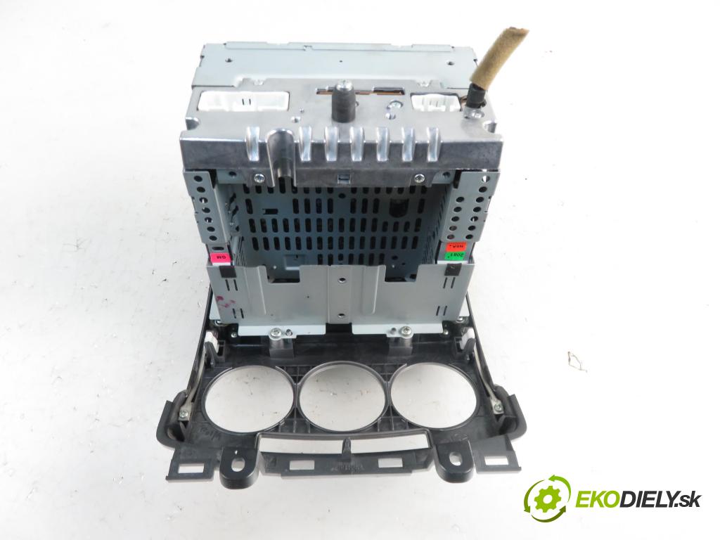 MAZDA 5 (CR19) MINIVAN 2007 1998,00 Radioodtwarzacze 1998,00 RADIO CD 14792086
