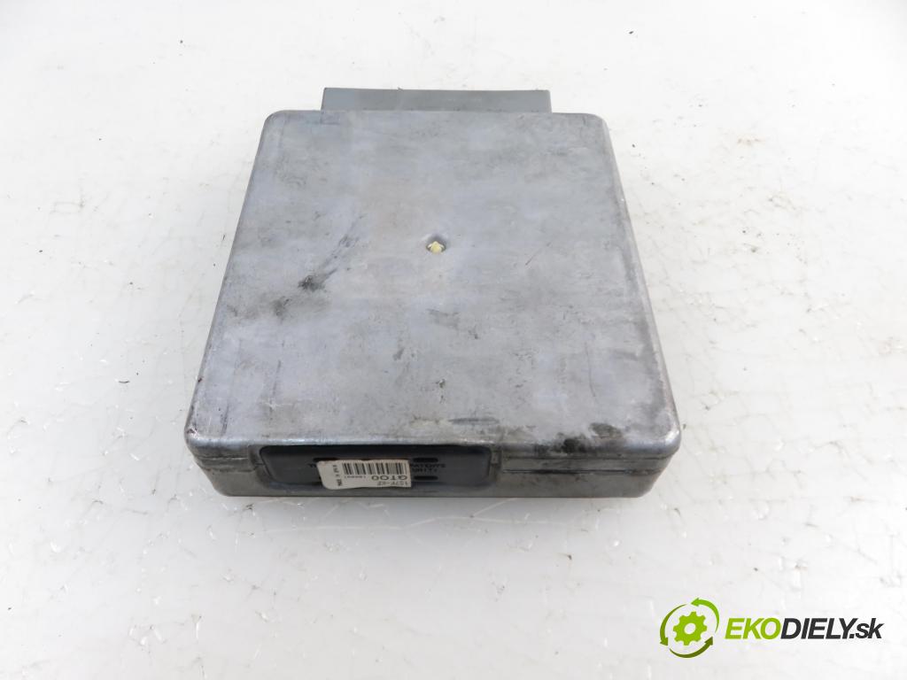 FORD MONDEO III (B5Y) LIFTBACK 2003 1798,00 Sterowniki silnika 1798,00 Riadiaca jednotka Motor 1S7F12A650KF