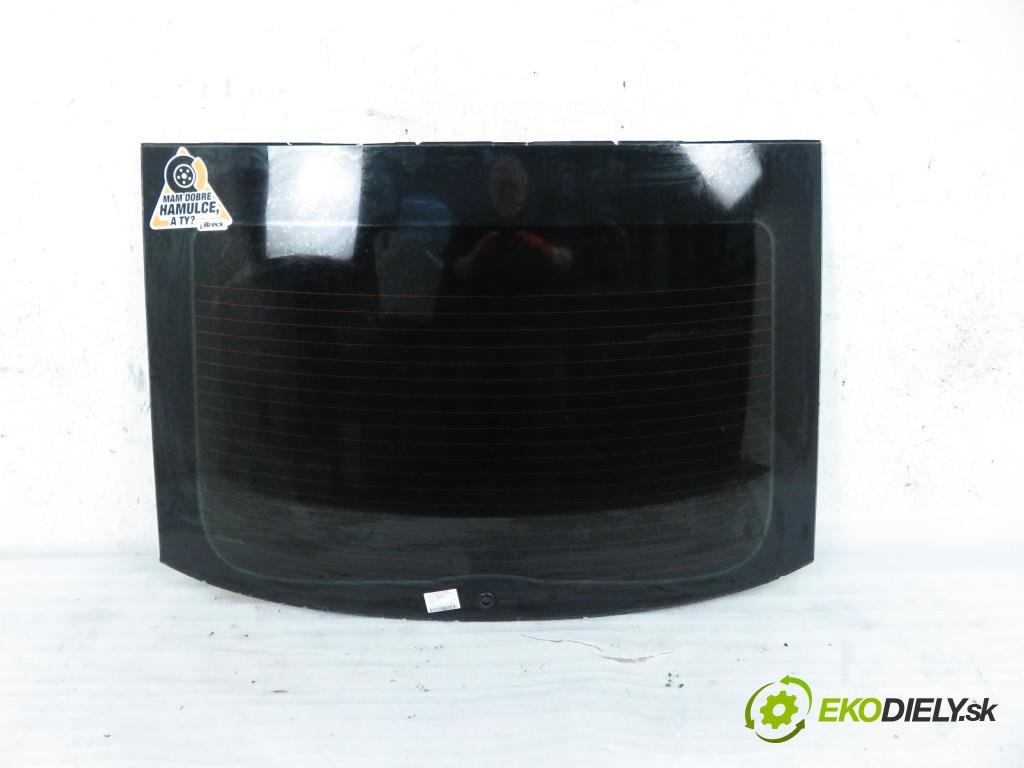 OPEL VECTRA C (Z02) LIFTBACK 2003 92,00 2.2 DTI 16V 125 - Y 22 DTR 2172,00 okno ZADNÍ: kapota