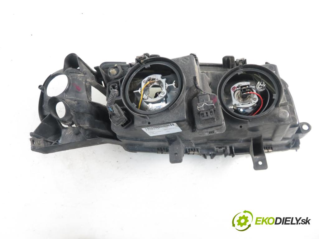 VOLVO S80 I (TS, XY) SEDAN 2002 2401,00 Lampy przednie 2401,00 Svetlo LP 8662855