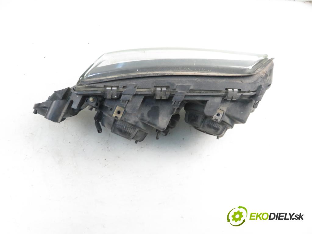 VOLVO S80 I (TS, XY) SEDAN 2002 2401,00 Lampy przednie 2401,00 Svetlo LP 8662855