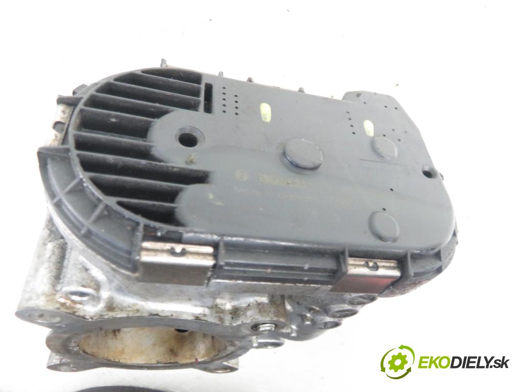 VW POLO (6N2) HB 2000 1390,00 Przepustnice 1390,00 Škrtiaca klapka 030133062D (Škrtiace klapky)