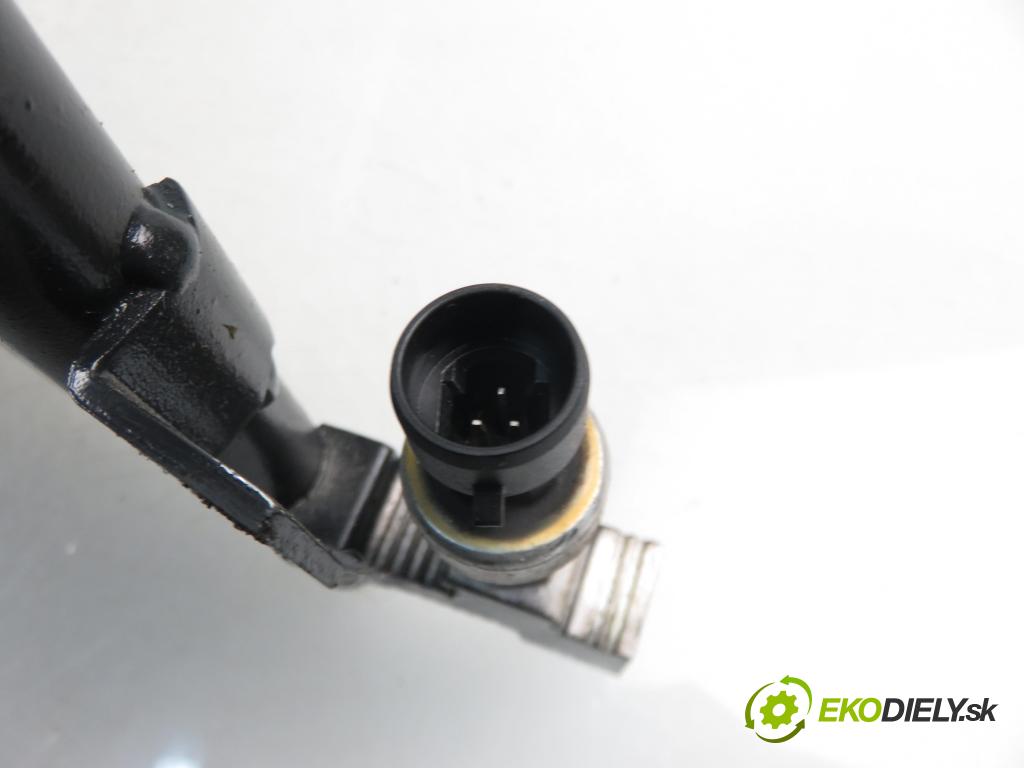 RENAULT GRAND SCENIC III (JZ0/1_) MINIVAN 2009 1397,00 Chłodnice klimatyzacji (skraplacze) 1397,00 chladič klimatizácie  (Chladiče klimatizácie)