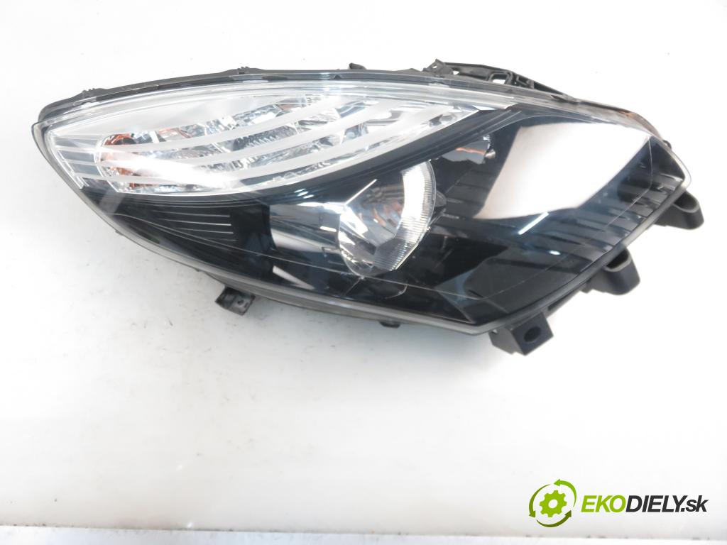 RENAULT GRAND SCENIC III (JZ0/1_) MINIVAN 2009 1397,00 Lampy przednie 1397,00 Svetlo PP 260108250R
