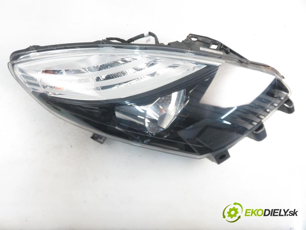 RENAULT GRAND SCENIC III (JZ0/1_) MINIVAN 2009 1397,00 Lampy przednie 1397,00 Svetlo PP 260108250R
