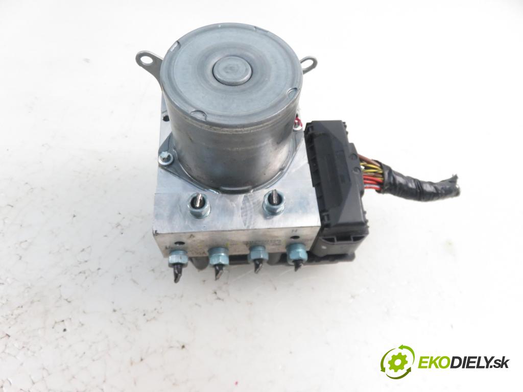 BMW X1 (E84) CROSSOVER 2014 1997,00 Sterowniki ABS 1997,00 Pumpa ABS 6791272 ; 0265239288 ; 0265951973 (Pumpy ABS)