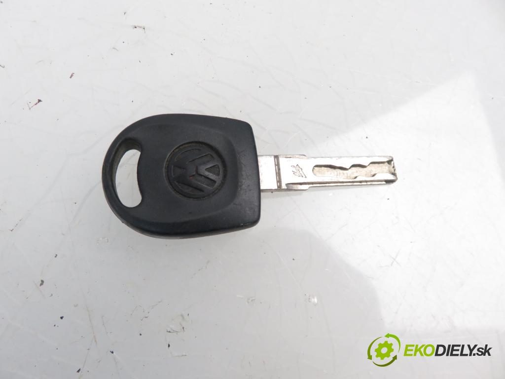 VW POLO (6N2) HB 2000 1390,00 Wkładki zamka 1390,00 zámok zámku Dvere