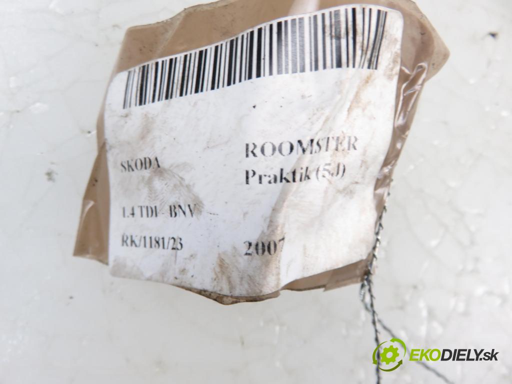 SKODA ROOMSTER Praktik (5J) FURGON 2007 1422,00 Kompletne haki holownicze (belka + kula) 1422,00 Hák / ucho tažné 6K0803615C