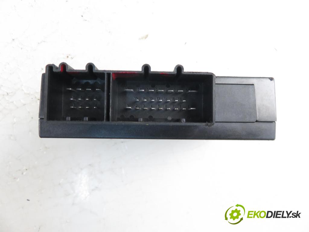 SKODA FABIA I SEDAN (6Y3) SEDAN 2004 1198,00 Moduły komfortu 1198,00 MODUL komfortu 6Q0959433H