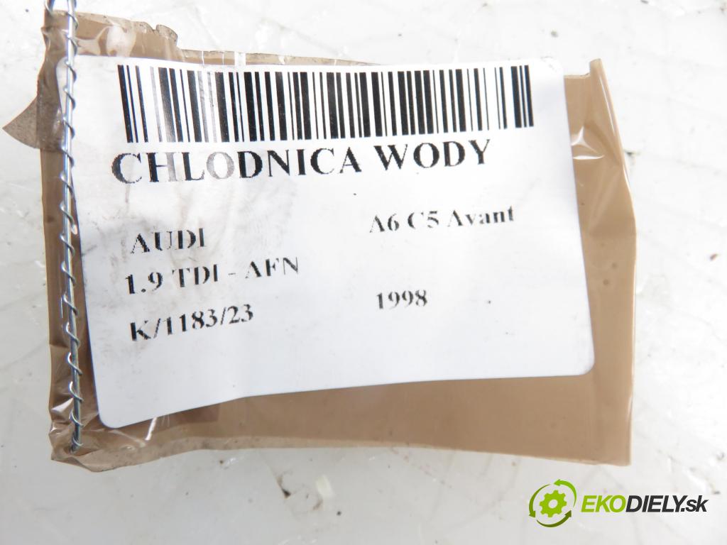 AUDI A6 Avant (4B5, C5) KOMBI 1998 1896,00 Chłodnice wody 1896,00 chladič vody