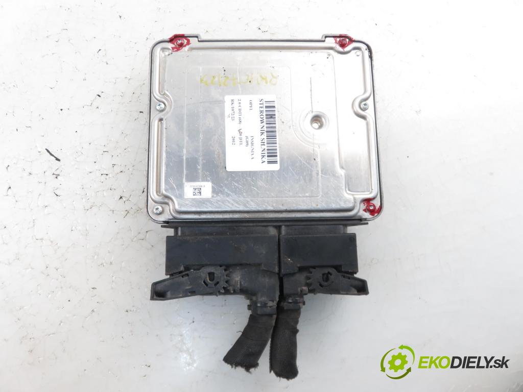 OPEL INSIGNIA A (G09) LIFTBACK 2012 1956,00 Sterowniki silnika 1956,00 Riadiaca jednotka Motor 0281018769 ; 55585024
