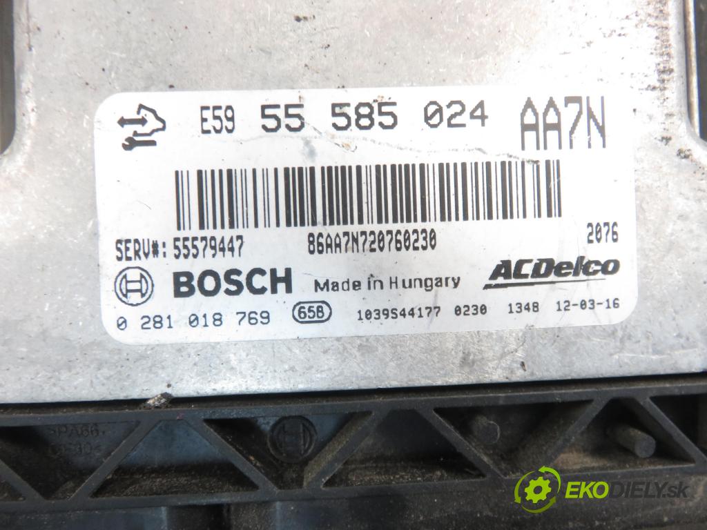 OPEL INSIGNIA A (G09) LIFTBACK 2012 1956,00 Sterowniki silnika 1956,00 Riadiaca jednotka Motor 0281018769 ; 55585024