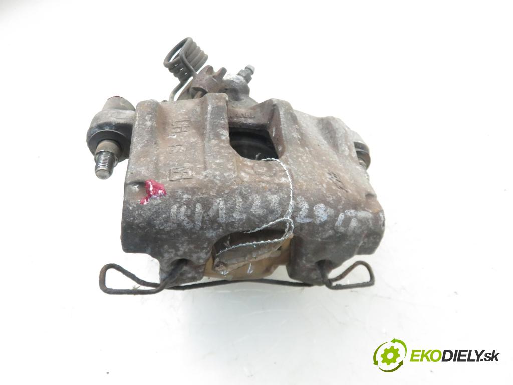 MAZDA 3 sedan (BK) SEDAN 2005 2261,00 Zaciski 2261,00 Brzdič strmeň LT