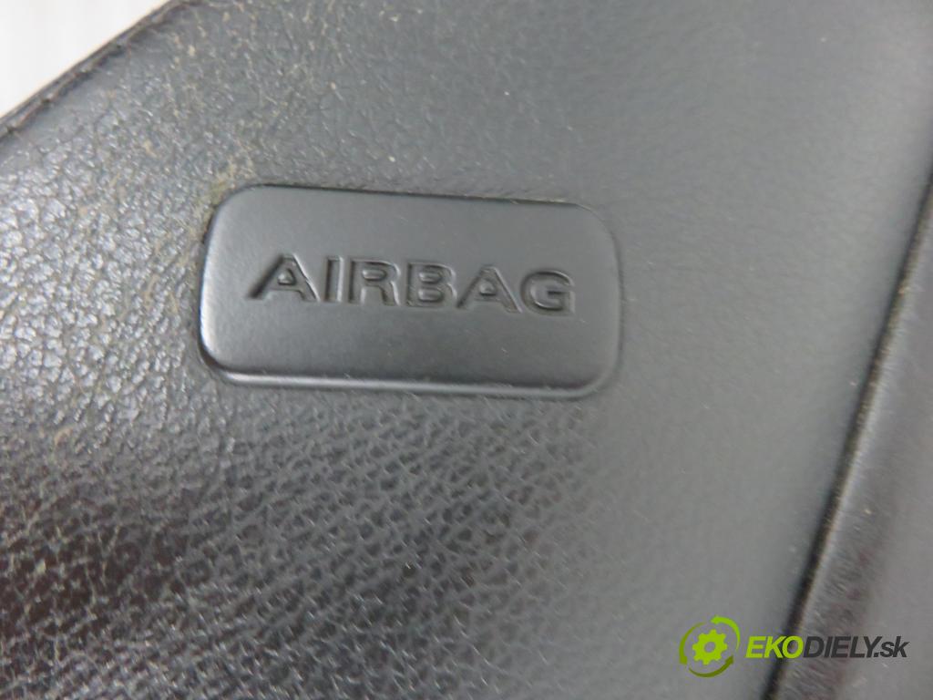 AUDI A6 (4F2, C6) SEDAN 2004 2967,00 Fotele, kanapy 2967,00 Sedadlá, sedačky
