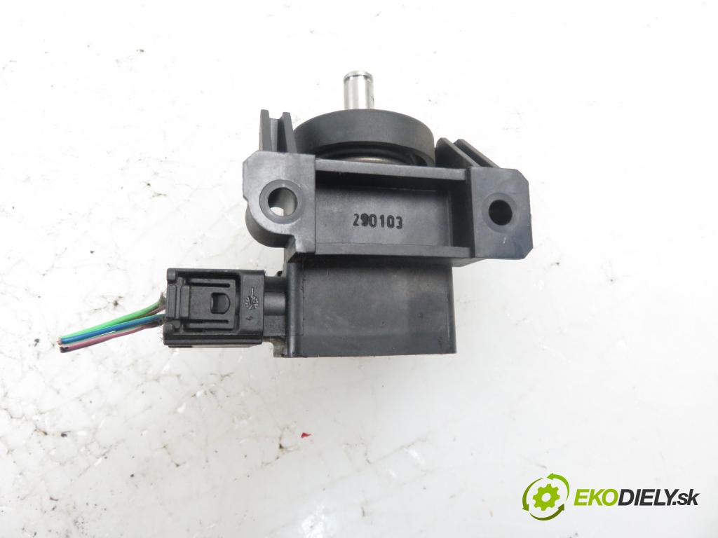 MERCEDES-BENZ VANEO (414) MINIVAN 2003 1689,00 Pozostałe 1689,00 Potenciometer plynového pedálu 0135427717 (Pedále)