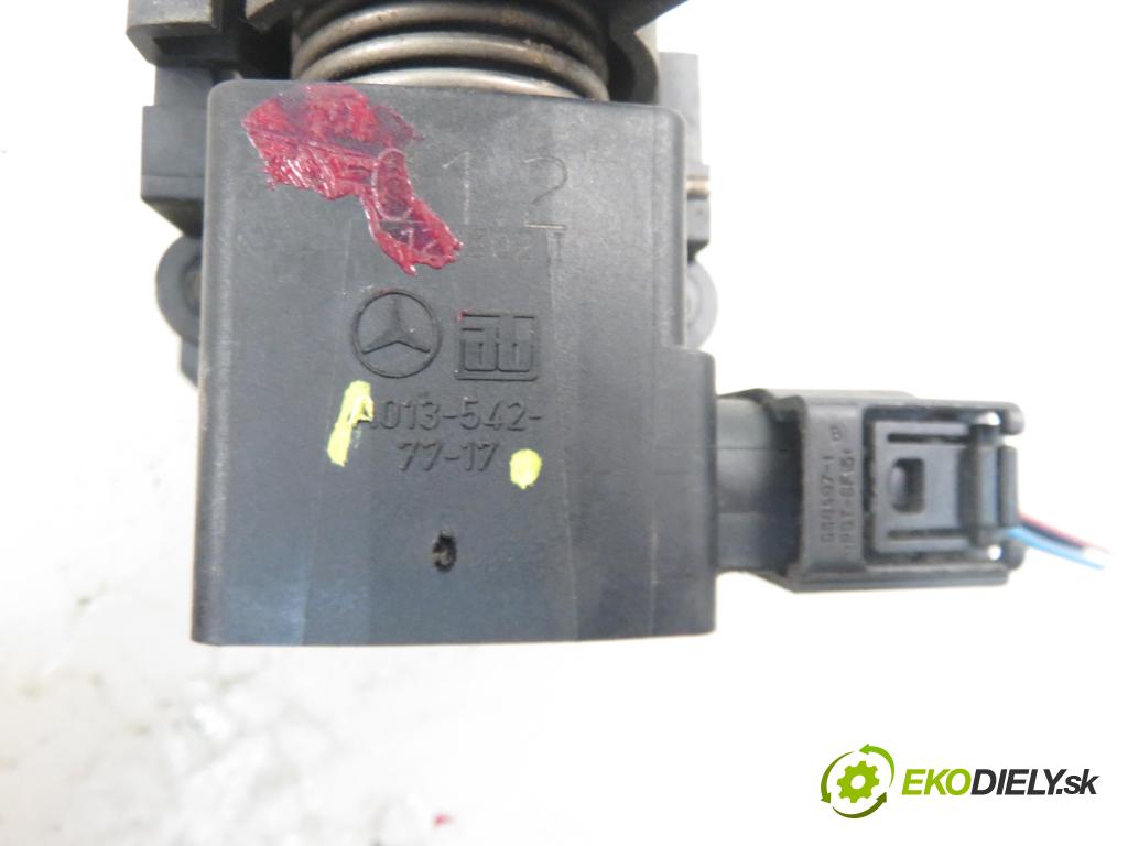 MERCEDES-BENZ VANEO (414) MINIVAN 2003 1689,00 Pozostałe 1689,00 Potenciometer plynového pedálu 0135427717 (Pedále)