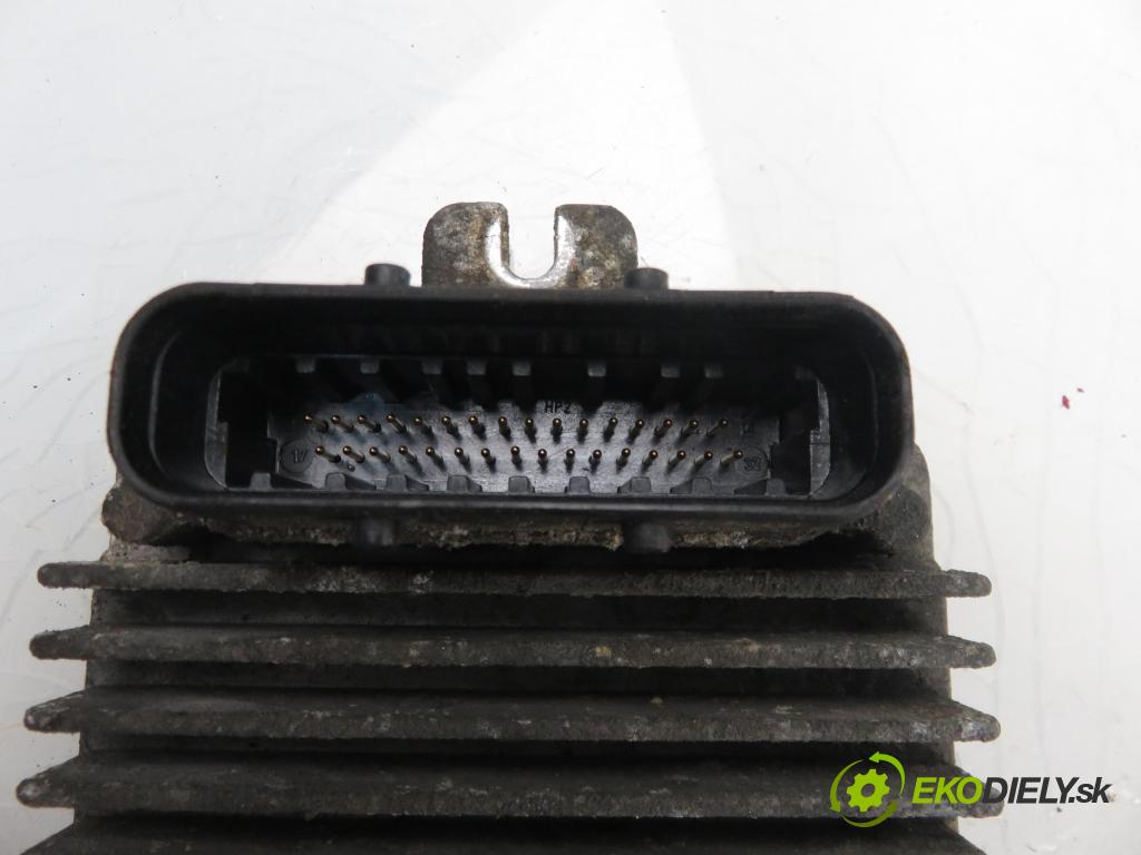 OPEL ASTRA G liftback (T98) HB 2000 1598,00 Sterowniki silnika 1598,00 Riadiaca jednotka Motor 09355929