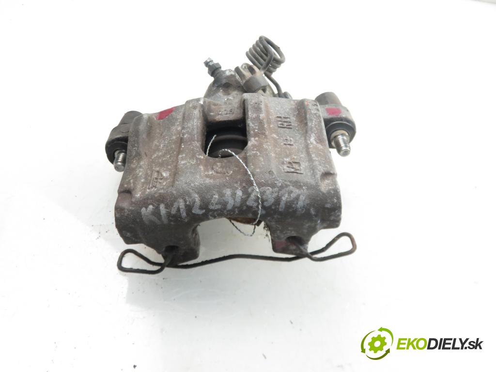 MAZDA 3 sedan (BK) SEDAN 2005 2261,00 Zaciski 2261,00 Brzdič strmeň pravé zadné