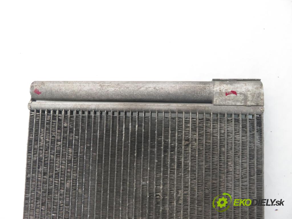 FIAT GRANDE PUNTO (199_) HB 2006 1368,00 Chłodnice klimatyzacji (skraplacze) 1368,00 chladič klimatizácie  (Chladiče klimatizácie)