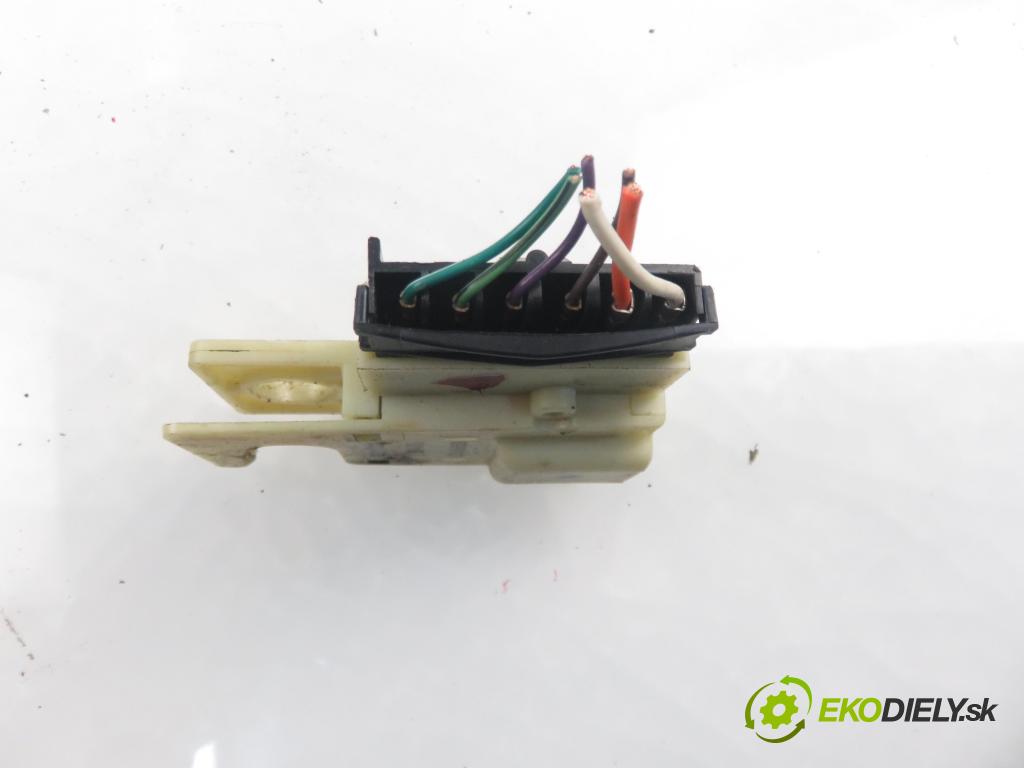 HUMMER HUMMER H2 SUV 2003 232,00 6.0 V8 VORTEC AWD 315 (232kW)-(LQ4(364CUV8)) 5964,00 Snímač bŕzd 15161650