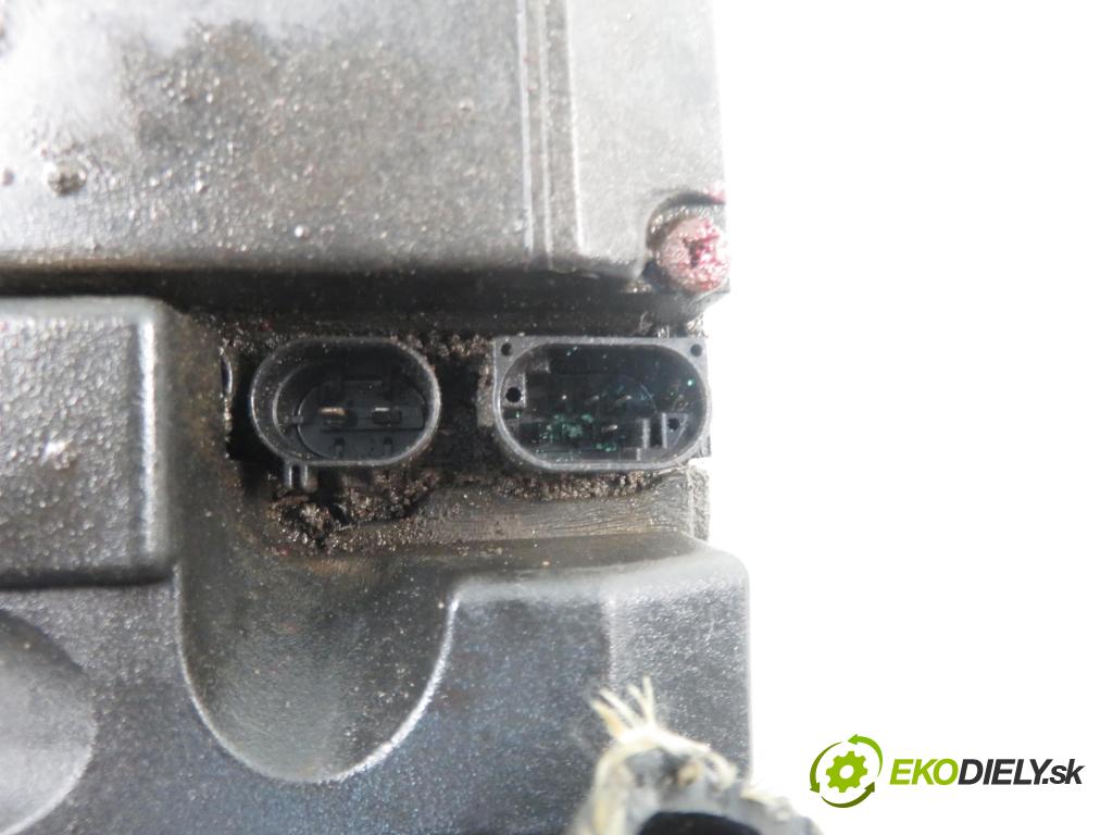 BMW 5 (E39) SEDAN 1999 2926,00 Części 2926,00 Webasto 8378982 (Webasto ohřívače)