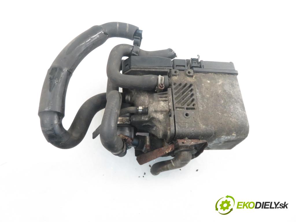 BMW 5 (E39) SEDAN 1999 2926,00 Części 2926,00 Webasto 8378982 (Webasto ohřívače)