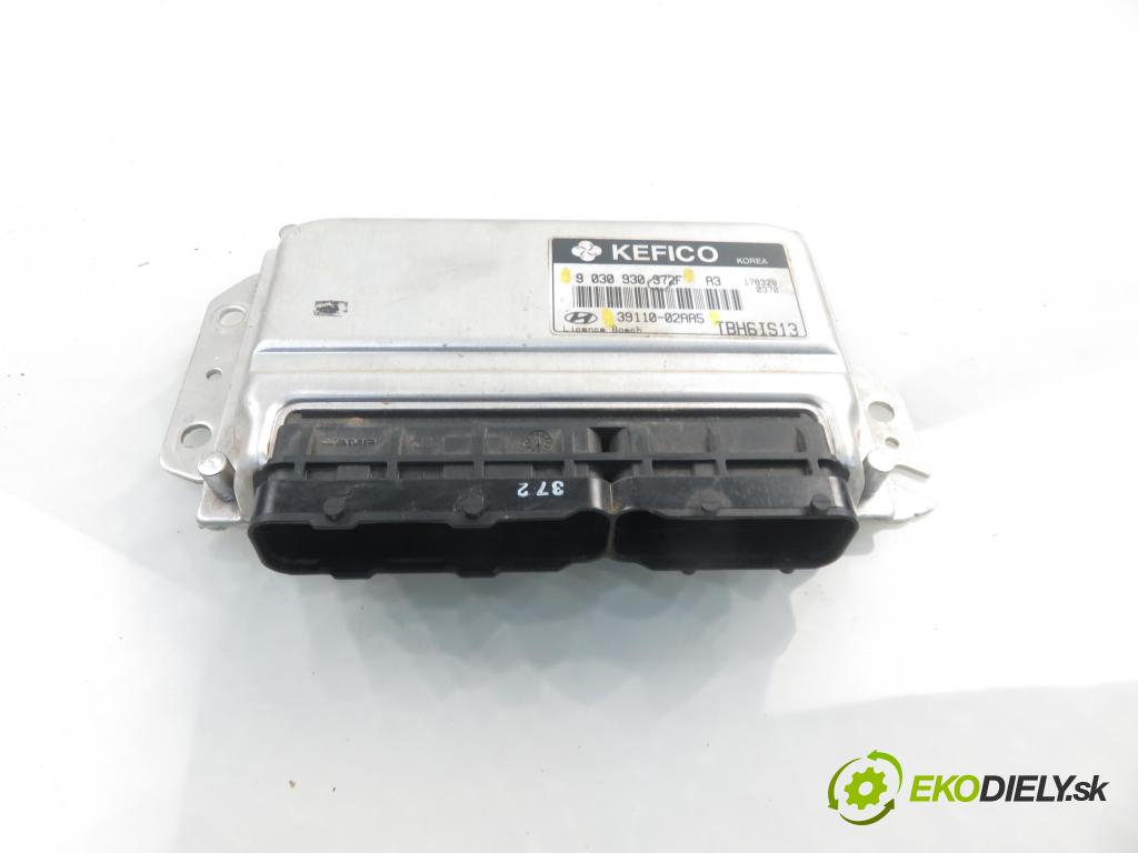 HYUNDAI GETZ (TB) HB 2007 1086,00 Sterowniki silnika 1086,00 Riadiaca jednotka Motor 3911002AA5 ; 9030930372F