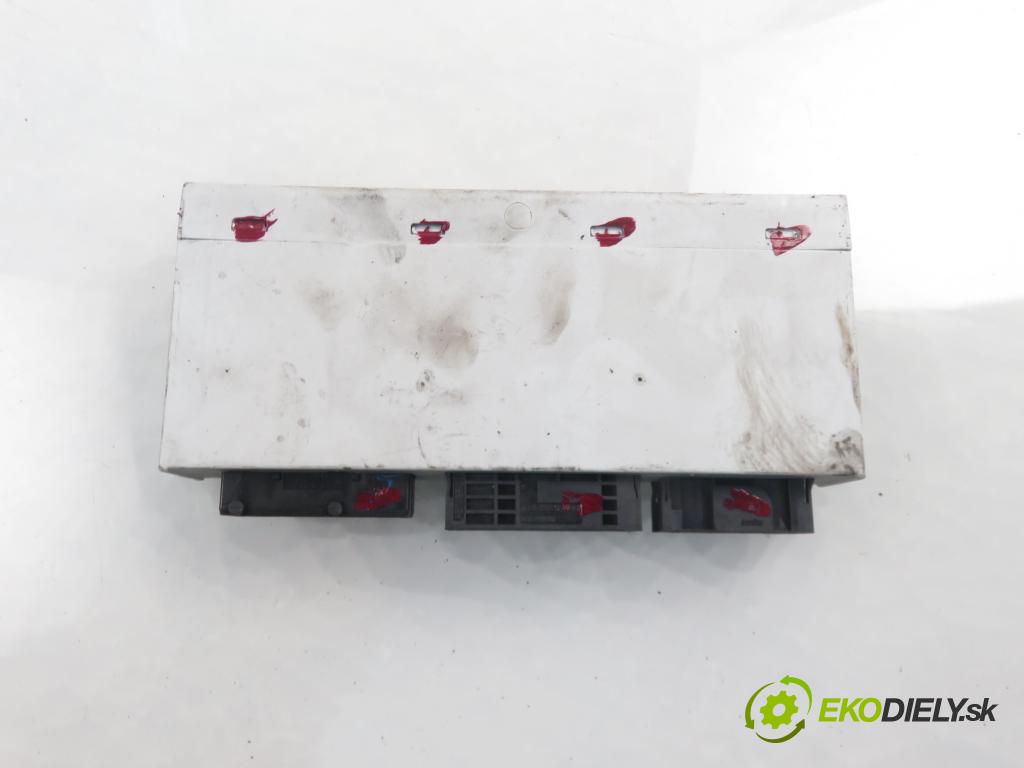 BMW 3 Touring (E46) KOMBI 2000 1951,00 Moduły komfortu 1951,00 MODUL komfortu 6932371