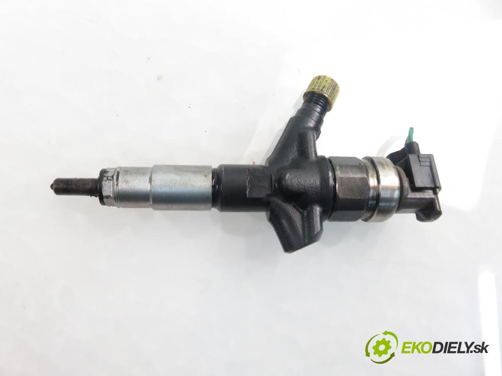 SUBARU IMPREZA liftback (GR, GH, G3) HB 2010 1998,00 Wtryskiwacze 1998,00 vstrekovač 16613AA020 (Vstrekovače)
