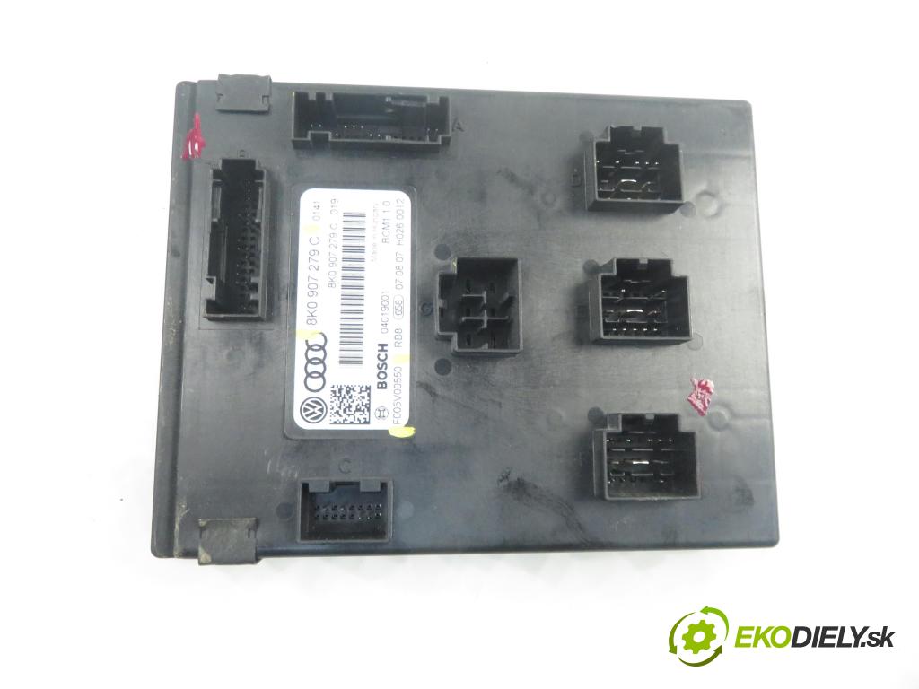 AUDI A5 (8T3) COUPE 2008 2698,00 Moduły komfortu 2698,00 MODUL komfortu 8K0907279C ; F005V00550