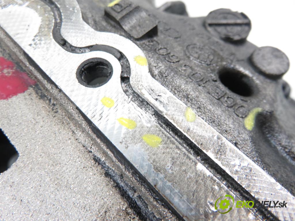 AUDI A4 (8K2, B8) SEDAN 2010 2995,00 Miski olejowe 2995,00 Vaňa olejová 06E103603P (Olejové vane)