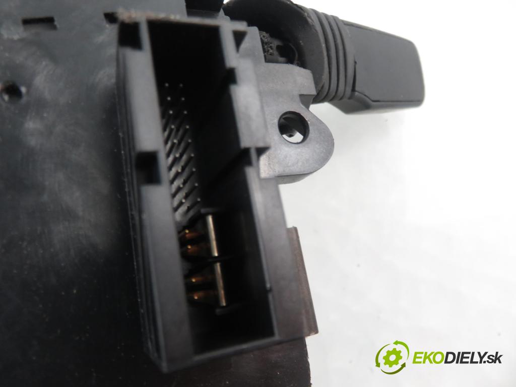 OPEL ZAFIRA B (A05) MINIVAN 2007 1910,00 Panele sterowania, przełączniki 1910,00 páčka/prepínač 13250224GF