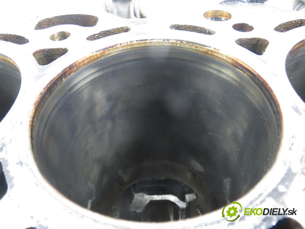 MAZDA 3 sedan (BK) SEDAN 2005 118,00 2.3 - L3-V 2261,00 blok Motor L3V (Blok motora)