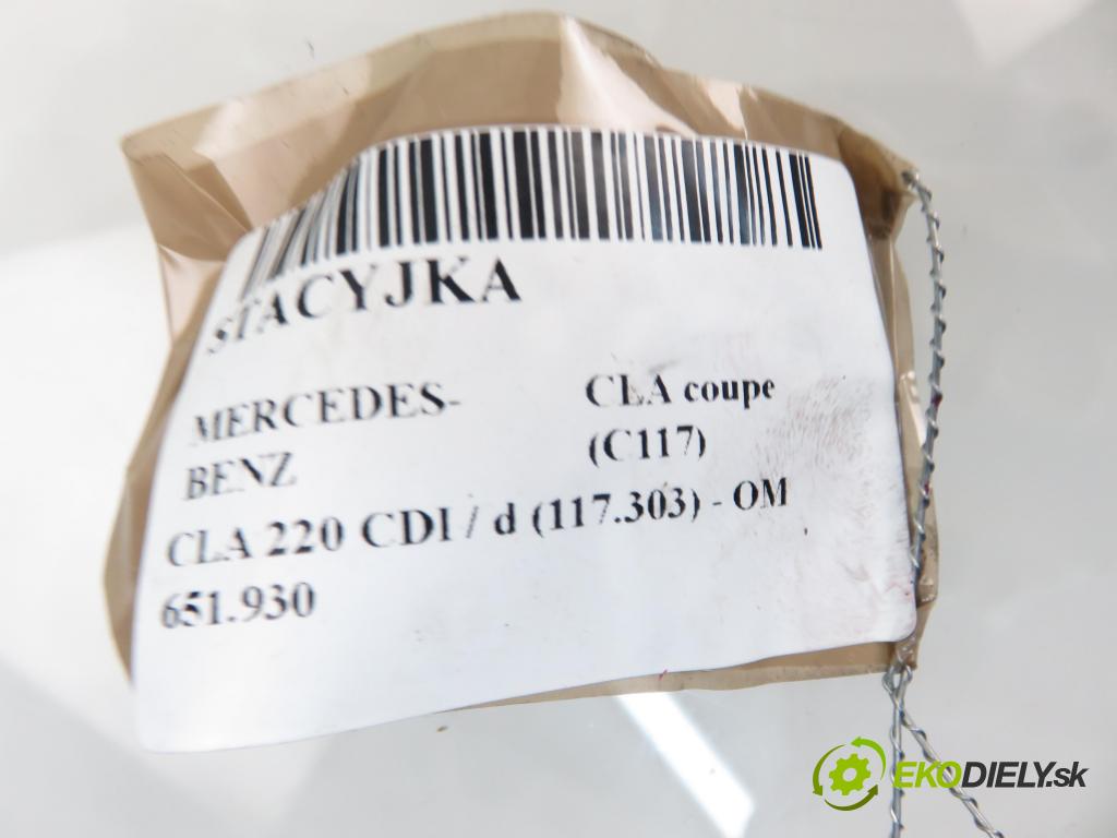 MERCEDES-BENZ CLA coupe (C117) COUPE 2013 2143,00 Stacyjki 2143,00 spinačka 2469051402 (Spínacie skrinky a kľúče)