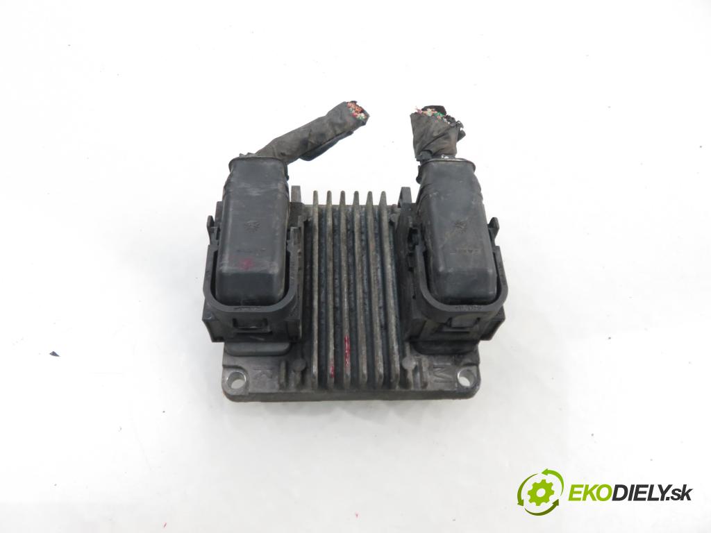 CHEVROLET AVEO / KALOS sedan (T200) SEDAN 2005 1399,00 Sterowniki silnika 1399,00 Riadiaca jednotka Motor 96417550