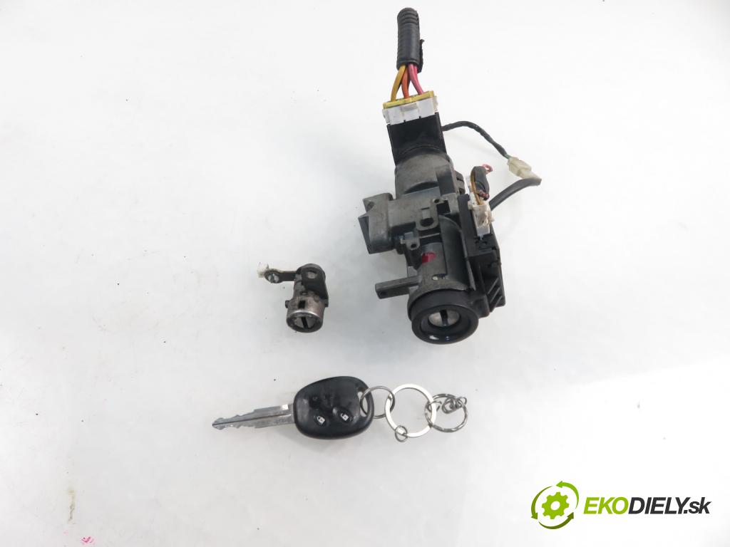 CHEVROLET AVEO / KALOS sedan (T200) SEDAN 2005 1399,00 Stacyjki 1399,00 spinačka 96540559 (Spínacie skrinky a kľúče)
