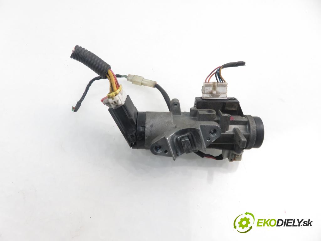 CHEVROLET AVEO / KALOS sedan (T200) SEDAN 2005 1399,00 Stacyjki 1399,00 spinačka 96540559 (Spínacie skrinky a kľúče)