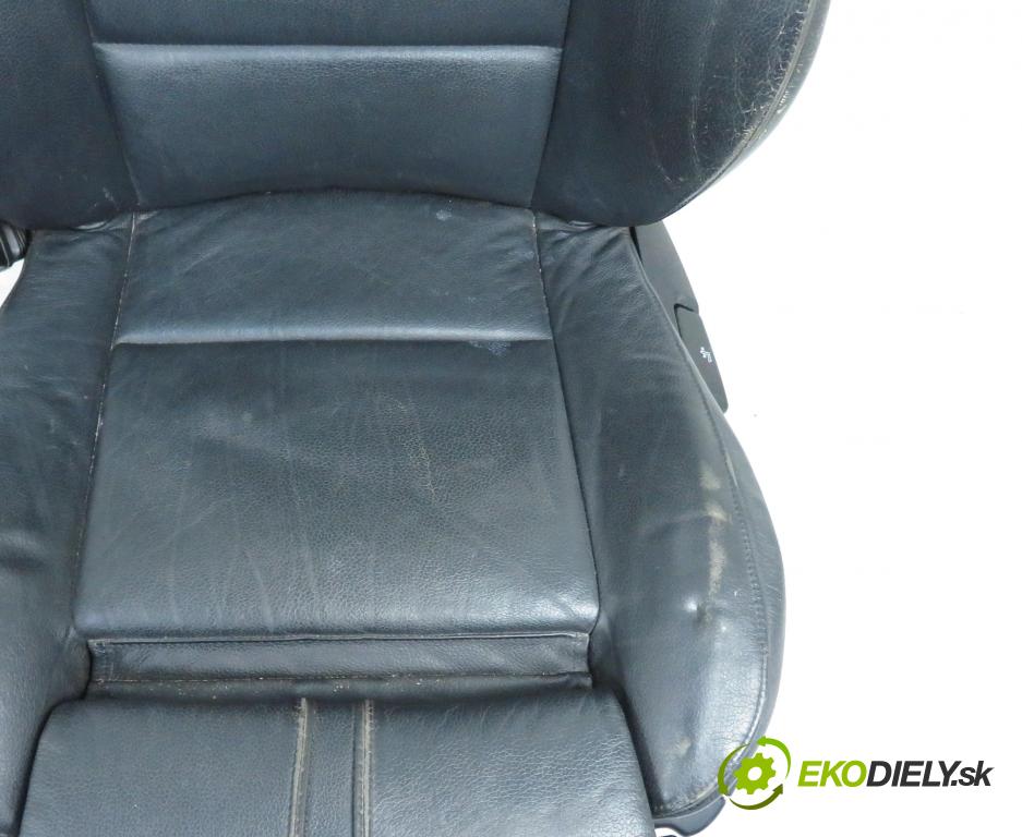 BMW X3 (E83) SUV 2006 1995,00 Fotele, kanapy 1995,00 Sedadlá, sedačky