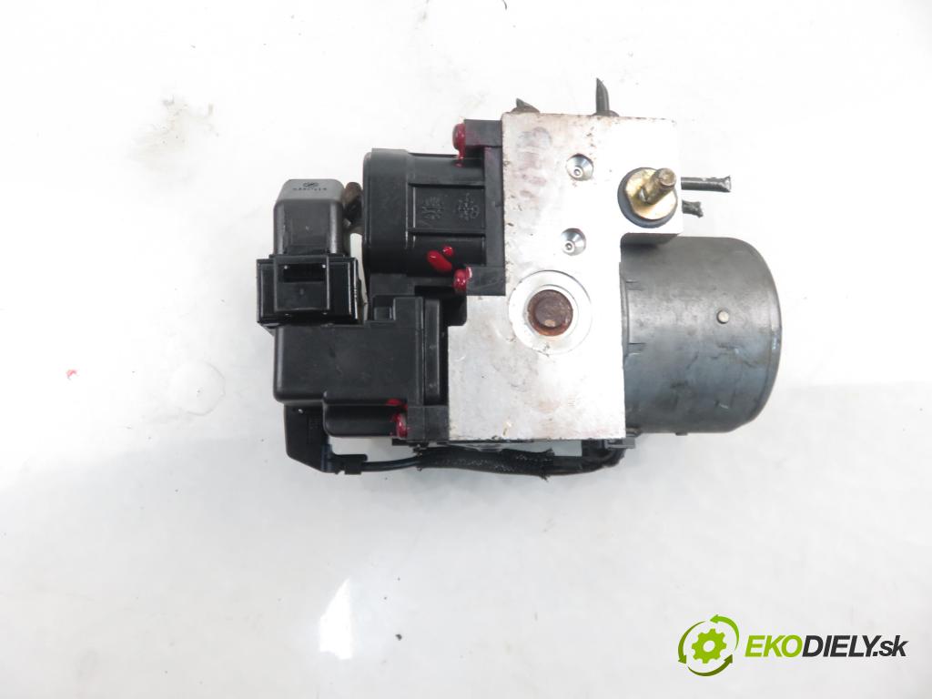 TOYOTA COROLLA (_E12_) HB 2003 1398,00 Sterowniki ABS 1398,00 Pumpa ABS 4451002050 ; 0273004571 ; 0265216850 (Pumpy ABS)