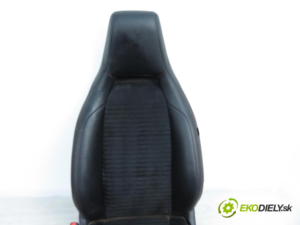 MERCEDES-BENZ CLA coupe (C117) COUPE 2013 2143,00 Fotele, kanapy 2143,00 Sedadlá, sedačky