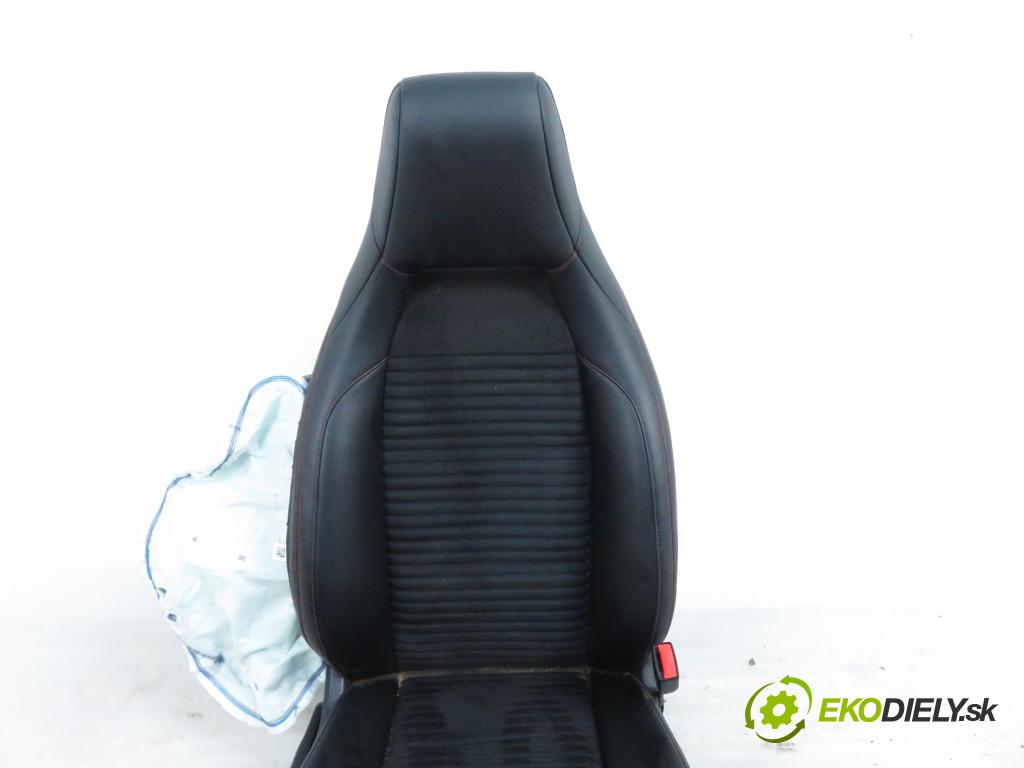 MERCEDES-BENZ CLA coupe (C117) COUPE 2013 2143,00 Fotele, kanapy 2143,00 Sedadlá, sedačky