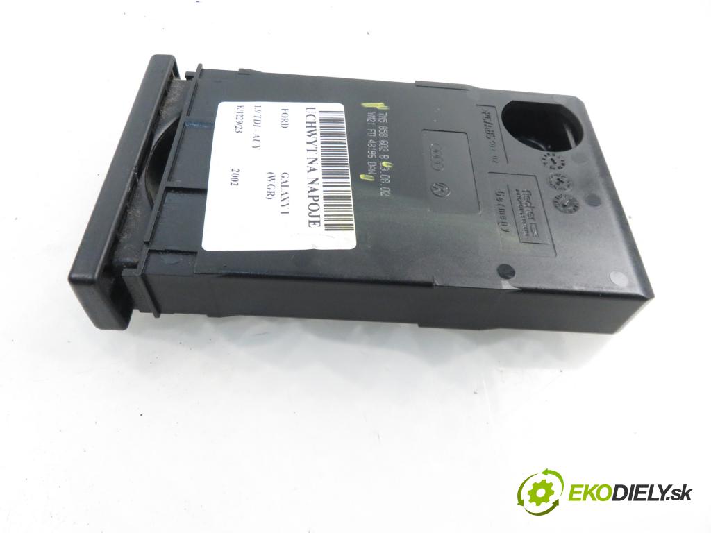 FORD GALAXY (WGR) MINIVAN 2002 1896,00 Uchwyty fabryczne 1896,00 Držiak na nápoje 7M5858602B ; YM21FD48196DAW (Úchyty, držiaky na nápoje)