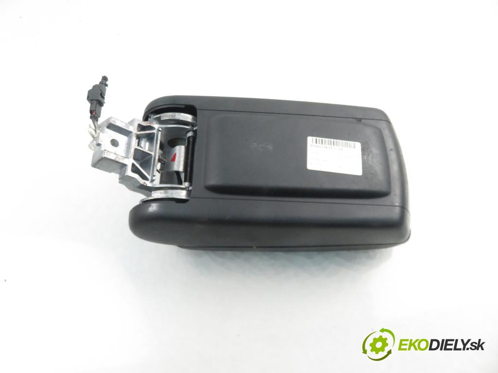 AUDI A6 Avant (4F5, C6) KOMBI 2005 2698,00 Pozostałe 2698,00 Lakťová opierka 4F0864114