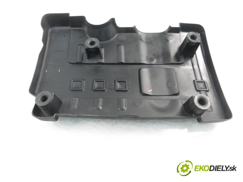 RENAULT GRAND SCENIC III (JZ0/1_) MINIVAN 2009 1397,00 Górne 1397,00 kryt motora 140482708R